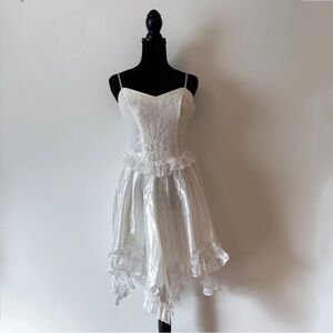 Stunning vintage white dress